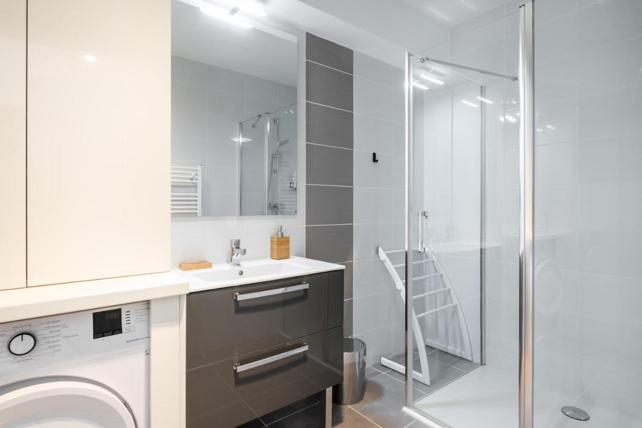 Appartement De Standing Avec Grande Terrasse Villeurbanne Exteriör bild